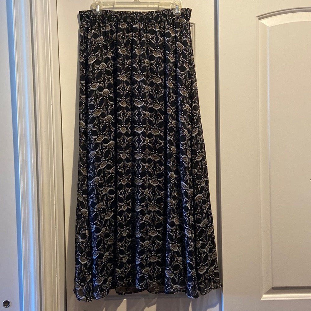Patterened maxi skirt